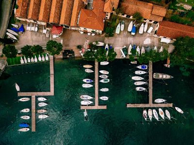 aerial-view-of-sea-landscape-with-boats-in-marina-resize.jpg